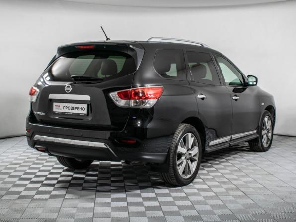 Nissan Pathfinder IV с пробегом 2016 года, цена 1 995 000 рублей, 98000 км, внедорожник, Автокод Объявления