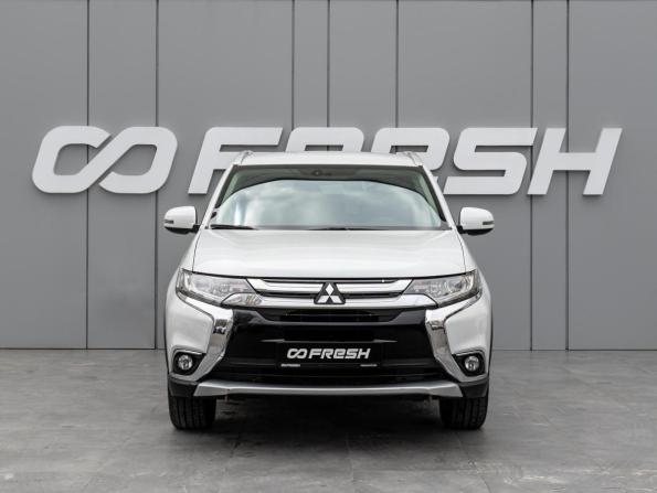 Mitsubishi Outlander III Рестайлинг 2 с пробегом 2018 года, цена 2 150 000 рублей, 116823 км, внедорожник, Автокод Объявления