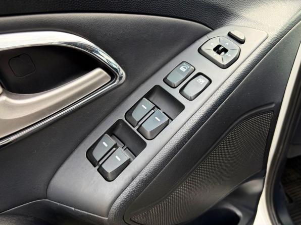 Hyundai ix35 I с пробегом 2012 года, цена 1 049 000 рублей, 103194 км, внедорожник, Автокод Объявления