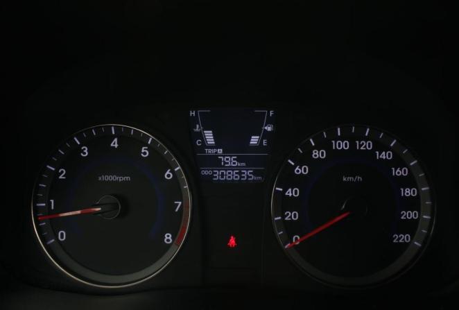 Hyundai Solaris I с пробегом 2013 года, цена 630 000 рублей, 308575 км, седан, Автокод Объявления