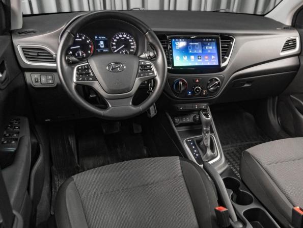 Hyundai Solaris II с пробегом 2017 года, цена 1 399 000 рублей, 84547 км, седан, Автокод Объявления