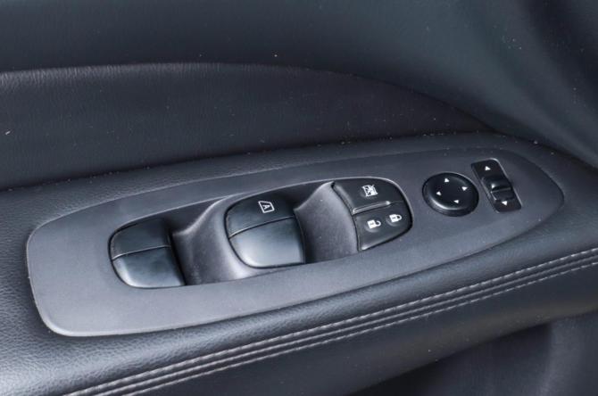 Nissan Pathfinder IV с пробегом 2014 года, цена 2 159 000 рублей, 204855 км, внедорожник, Автокод Объявления