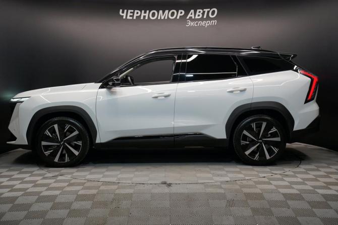 Geely Atlas II с пробегом 2023 года, цена 3 088 000 рублей, 30452 км, внедорожник, Автокод Объявления