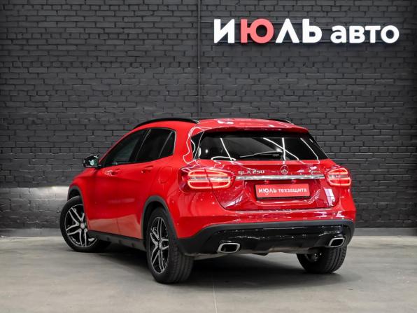 Mercedes-Benz GLA I (X156) с пробегом 2014 года, цена 2 190 000 рублей, 135620 км, внедорожник, Автокод Объявления