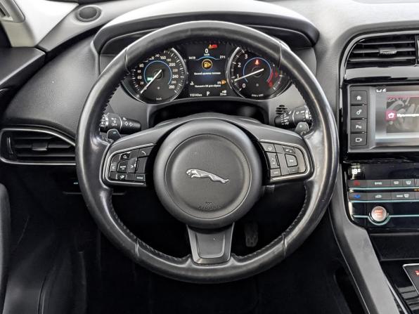 Jaguar F-Pace I с пробегом 2017 года, цена 2 590 000 рублей, 113144 км, внедорожник, Автокод Объявления