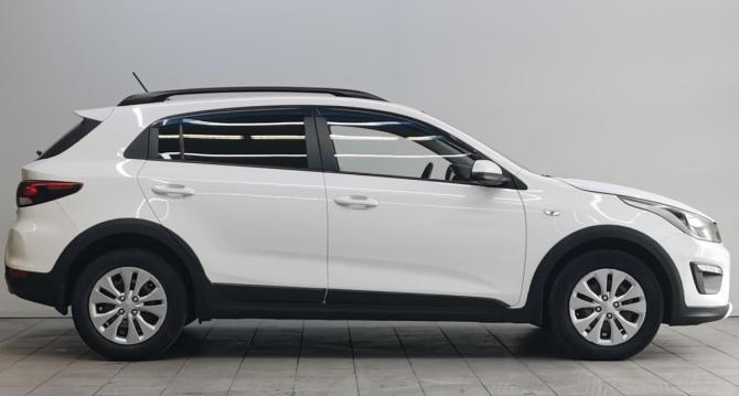 Kia Rio IV с пробегом 2018 года, цена 1 390 000 рублей, 84106 км, хэтчбек, Автокод Объявления