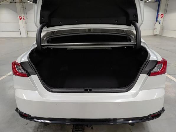 Toyota Camry IX (XV80) China Market с пробегом 2024 года, цена 3 745 000 рублей, 20496 км, седан, Автокод Объявления
