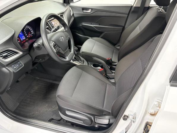 Hyundai Solaris II Рестайлинг с пробегом 2022 года, цена 1 514 000 рублей, 110806 км, седан, Автокод Объявления