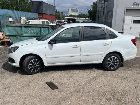 Lada (ВАЗ) Granta I Рестайлинг с пробегом 2023 года, цена 779 000 рублей, 93349 км, седан, Автокод Объявления