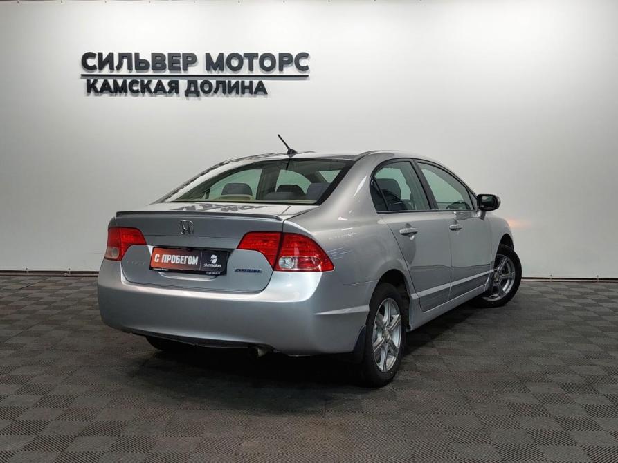 Honda Civic VIII Пермь  - изображение 7