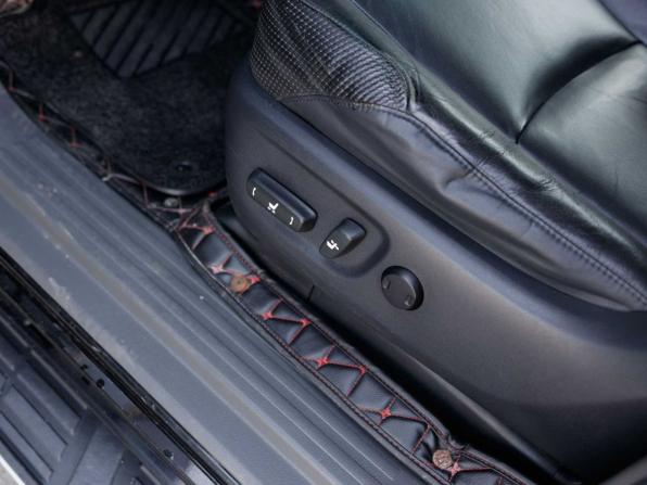 Toyota Land Cruiser Prado 150 Series с пробегом 2010 года, цена 3 250 000 рублей, 230360 км, внедорожник, Автокод Объявления