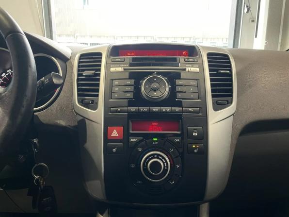 Kia Venga I с пробегом 2012 года, цена 900 000 рублей, 103349 км, компактвэн, Автокод Объявления