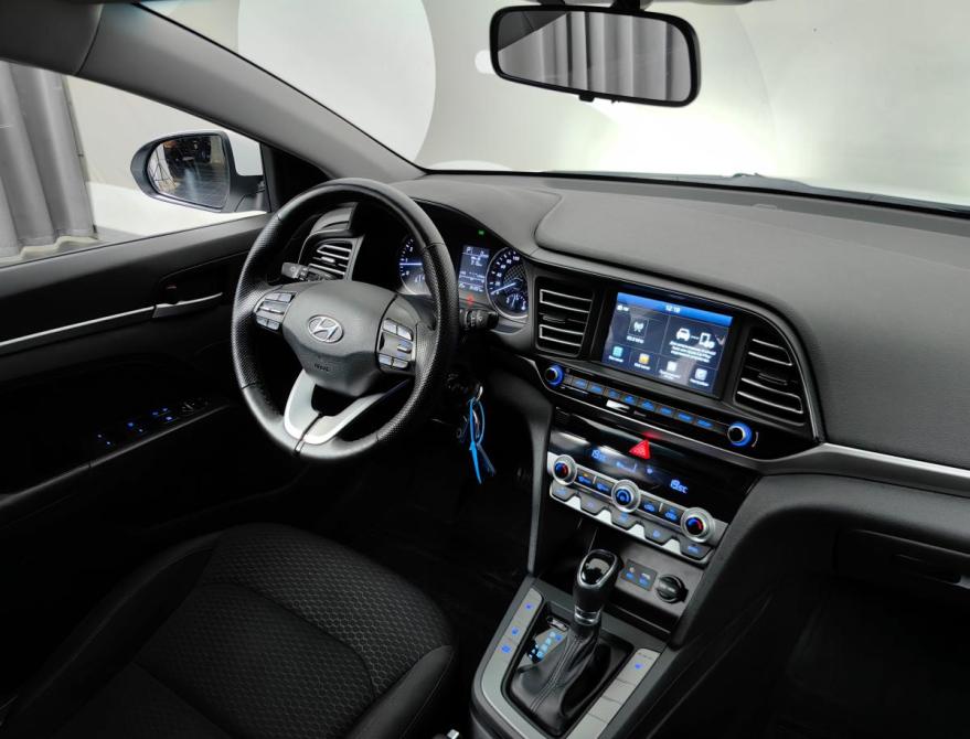 Hyundai Elantra VI (AD) Рестайлинг Москва  - изображение 7