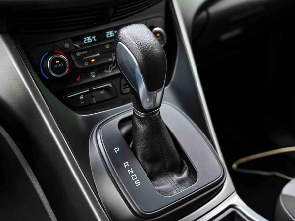 Ford Kuga II Рестайлинг с пробегом 2016 года, цена 1 455 000 рублей, 136452 км, внедорожник, Автокод Объявления
