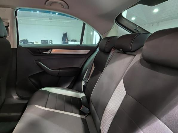 Skoda Rapid I Рестайлинг с пробегом 2019 года, цена 1 377 000 рублей, 123200 км, лифтбек, Автокод Объявления
