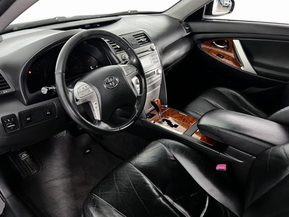 Toyota Camry VI (XV40) Рестайлинг с пробегом 2010 года, цена 1 200 000 рублей, 360000 км, седан, Автокод Объявления