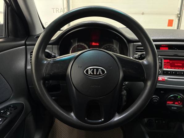 Kia Rio II Рестайлинг с пробегом 2010 года, цена 410 000 рублей, 205000 км, хэтчбек, Автокод Объявления