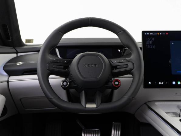 Xiaomi SU7 I с пробегом 2024 года, цена 6 847 055 рублей, 209 км, седан, Автокод Объявления