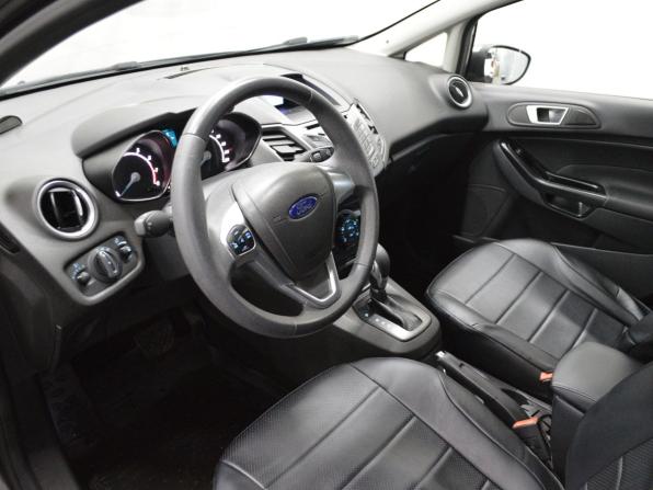 Ford Fiesta Mk6 Рестайлинг с пробегом 2016 года, цена 850 000 рублей, 86367 км, хэтчбек, Автокод Объявления