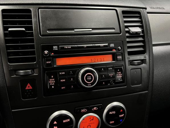Nissan Tiida I Рестайлинг с пробегом 2010 года, цена 730 000 рублей, 93433 км, седан, Автокод Объявления