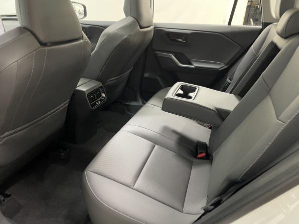 Toyota RAV4 VI (XA60) с пробегом 2026 года, цена 4 130 000 рублей, 16 км, внедорожник, Автокод Объявления