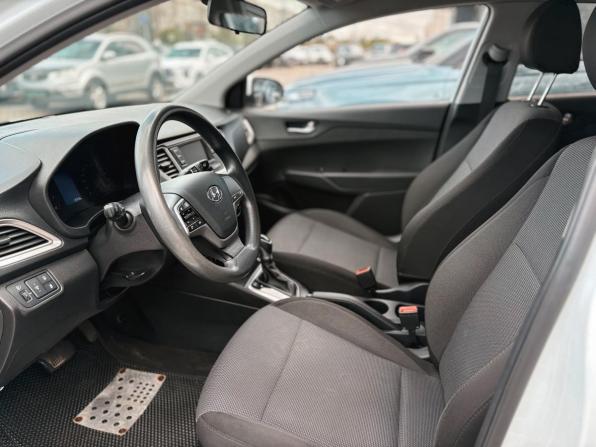 Hyundai Solaris II Рестайлинг с пробегом 2020 года, цена 1 495 000 рублей, 119742 км, седан, Автокод Объявления