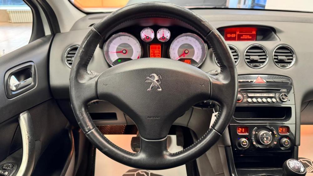 Peugeot 408 I Киров  - изображение 11