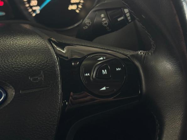 Ford Focus III с пробегом 2013 года, цена 720 000 рублей, 227417 км, седан, Автокод Объявления