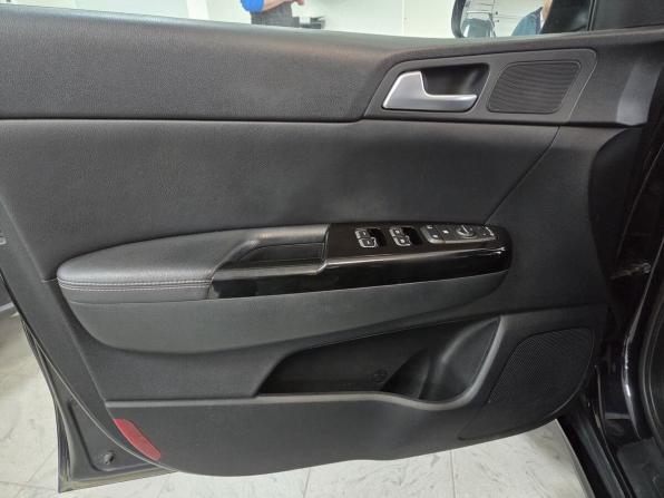 Kia Sportage IV Рестайлинг с пробегом 2021 года, цена 2 449 000 рублей, 150506 км, внедорожник, Автокод Объявления