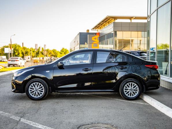 Kia Rio IV с пробегом 2018 года, цена 1 298 000 рублей, 153431 км, седан, Автокод Объявления