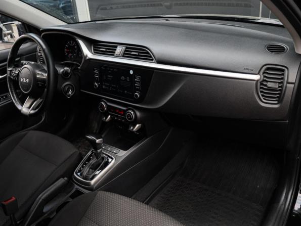 Kia Rio IV Рестайлинг с пробегом 2021 года, цена 1 840 000 рублей, 81330 км, хэтчбек, Автокод Объявления