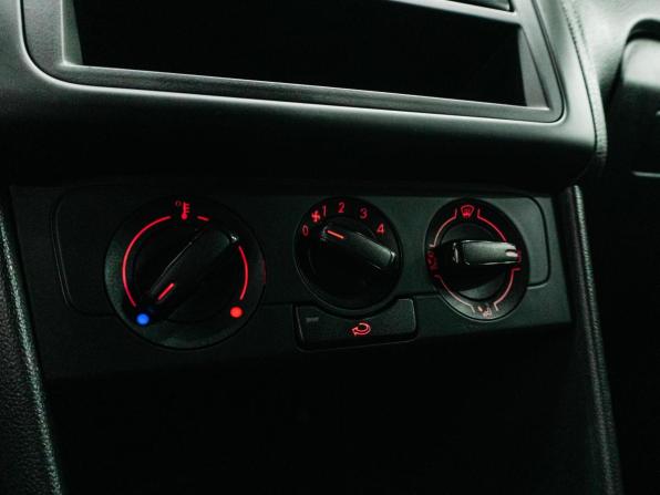 Volkswagen Polo V с пробегом 2010 года, цена 760 000 рублей, 75618 км, седан, Автокод Объявления