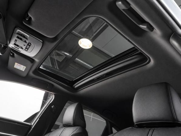 Toyota Avalon V с пробегом 2022 года, цена 3 489 000 рублей, 39617 км, седан, Автокод Объявления