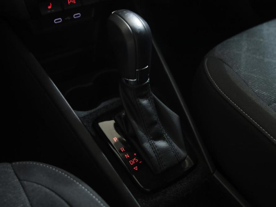 Volkswagen Polo VI Санкт-Петербург  - изображение 17