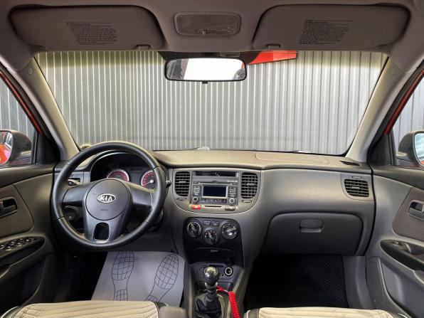 Kia Rio II Рестайлинг с пробегом 2010 года, цена 507 000 рублей, 202948 км, седан, Автокод Объявления