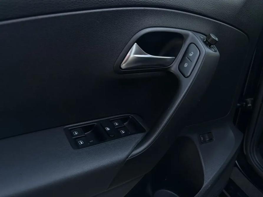 Volkswagen Polo V Рестайлинг Волгоград  - изображение 7