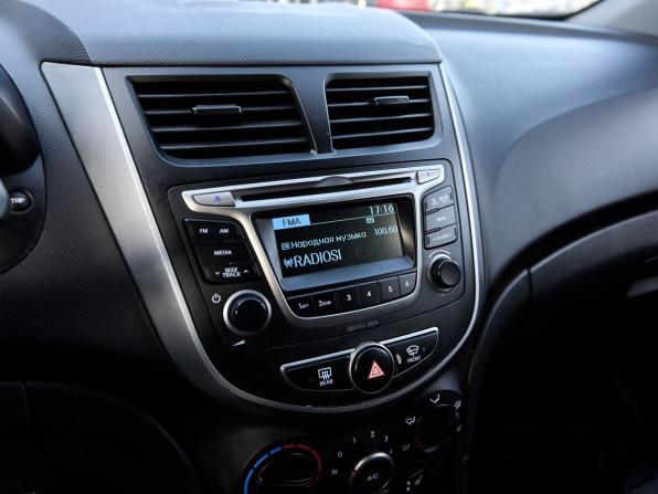 Hyundai Solaris I Рестайлинг с пробегом 2016 года, цена 964 000 рублей, 147629 км, седан, Автокод Объявления