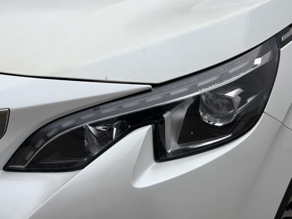 Peugeot 3008 II с пробегом 2017 года, цена 1 490 000 рублей, 119660 км, внедорожник, Автокод Объявления