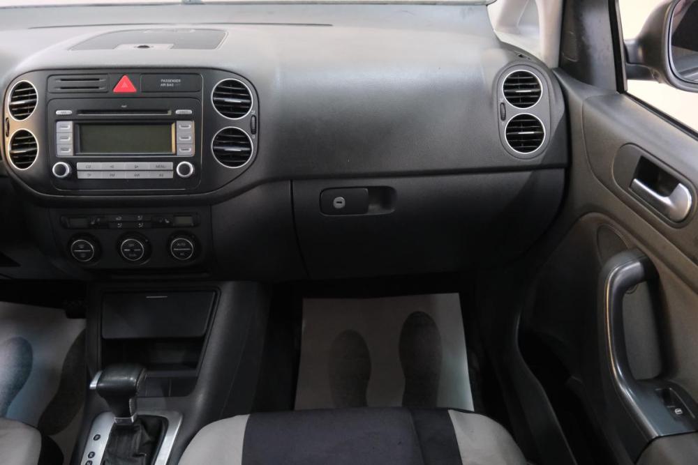 Volkswagen Golf Plus I Омск  - изображение 18