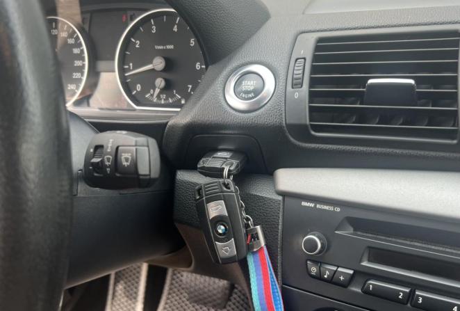 BMW 1 серии I (E81/E82/E87/E88) Рестайлинг с пробегом 2011 года, цена 750 000 рублей, 226397 км, хэтчбек, Автокод Объявления