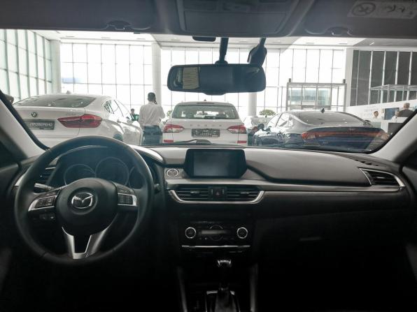 Mazda 6 III (GJ) Рестайлинг с пробегом 2015 года, цена 1 850 000 рублей, 140098 км, седан, Автокод Объявления