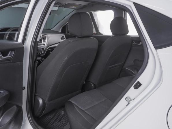 Hyundai Solaris II Рестайлинг с пробегом 2021 года, цена 1 670 000 рублей, 55878 км, седан, Автокод Объявления