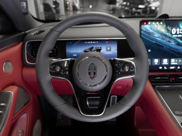 Aito M7 II с пробегом 2026 года, цена 9 600 000 рублей, 17 км, внедорожник, Автокод Объявления