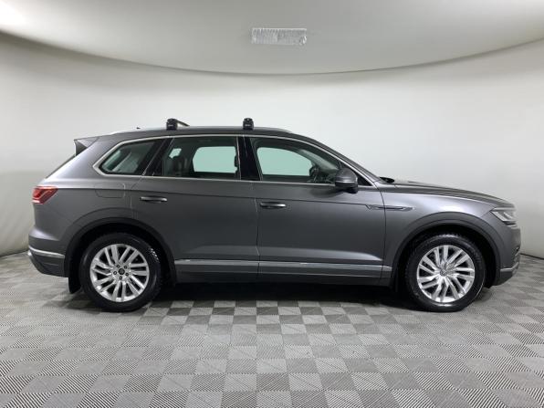 Volkswagen Touareg III с пробегом 2019 года, цена 4 195 000 рублей, 128687 км, внедорожник, Автокод Объявления