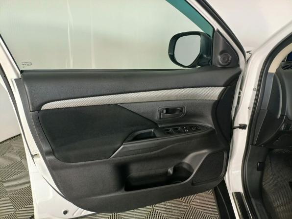 Mitsubishi Outlander III Рестайлинг с пробегом 2014 года, цена 1 499 000 рублей, 140500 км, внедорожник, Автокод Объявления