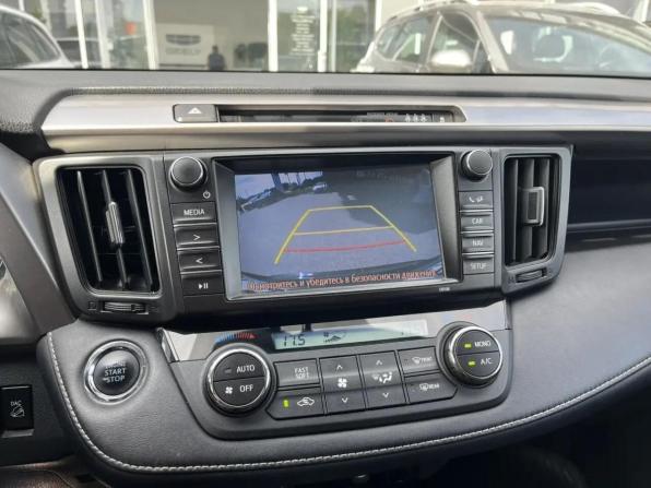Toyota RAV4 IV (XA40) Рестайлинг с пробегом 2016 года, цена 2 050 000 рублей, 186564 км, внедорожник, Автокод Объявления