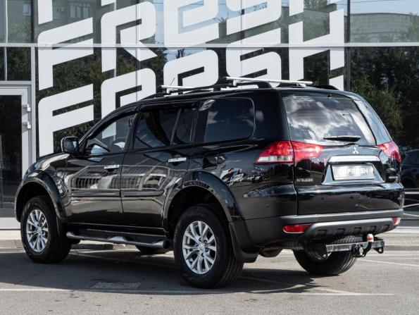Mitsubishi Pajero Sport II Рестайлинг с пробегом 2015 года, цена 1 799 000 рублей, 200875 км, внедорожник, Автокод Объявления