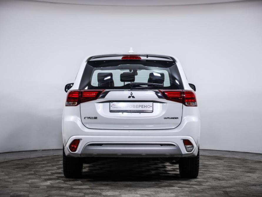 Mitsubishi Outlander III Рестайлинг 3 Санкт-Петербург  - изображение 7