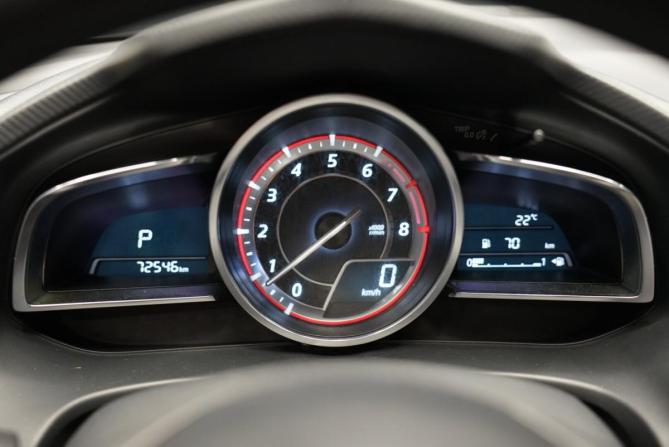 Mazda 3 III (BM) с пробегом 2013 года, цена 1 537 000 рублей, 72000 км, седан, Автокод Объявления