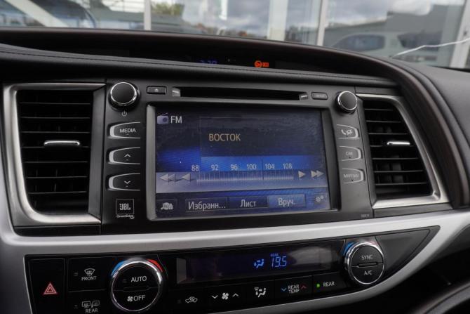 Toyota Highlander III (XU50) Рестайлинг с пробегом 2019 года, цена 3 870 000 рублей, 151579 км, внедорожник, Автокод Объявления